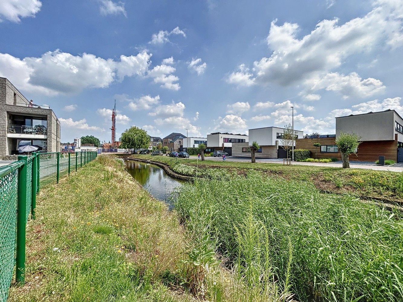 GELIJKVLOERS ASSISTENTIE-APPARTEMENT MET TERRAS IN WELLEN-CENTRUM foto 21