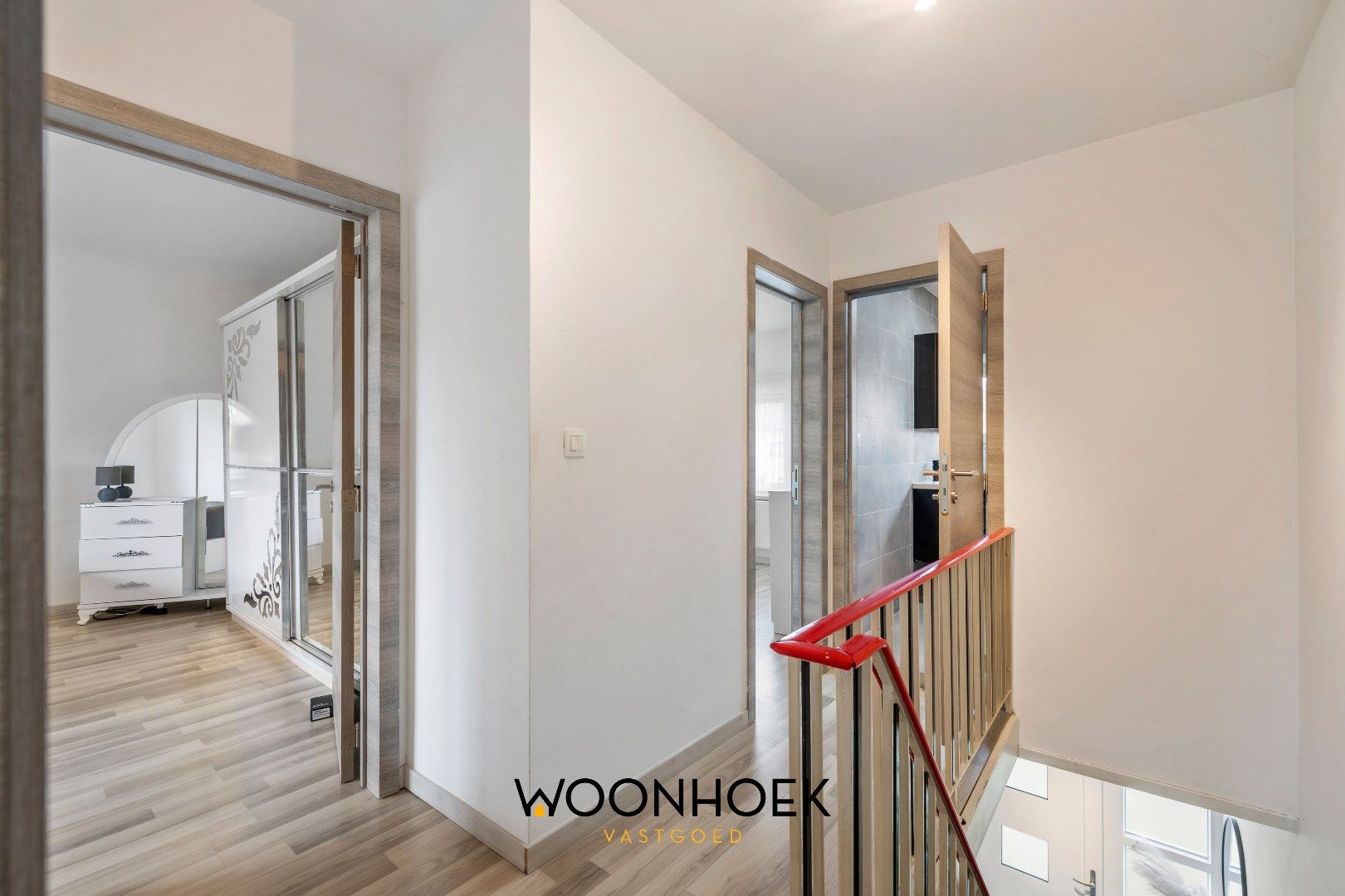 Gerenoveerde (label C) 3-slpk woning nabij het centrum van Sint-Niklaas! foto 23