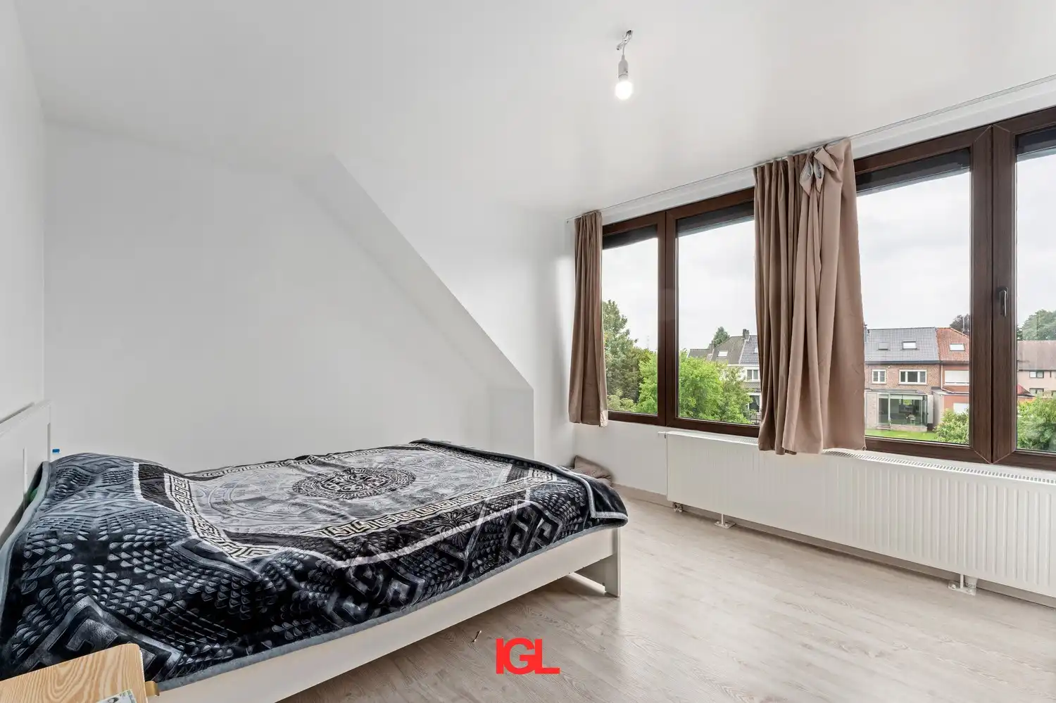 Ruim en recent duplexappartement met zonnig terras op topligging foto 8