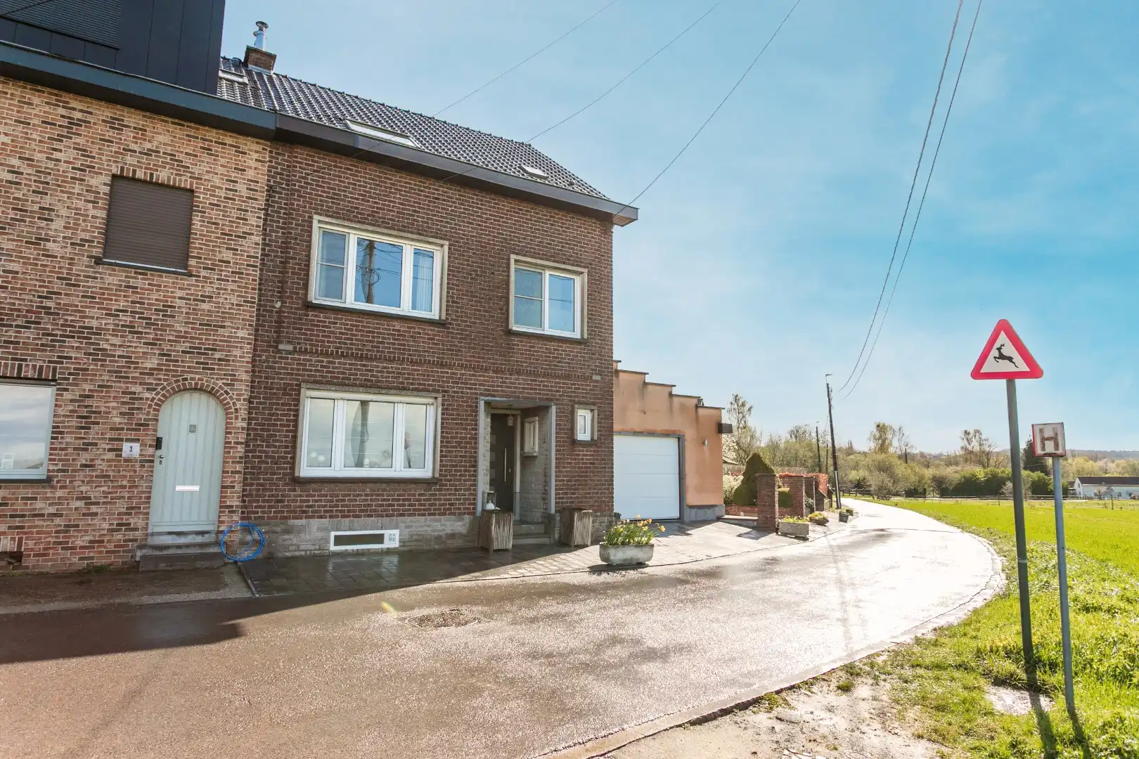 Energiezuinige woning met 5 slpk, tuin en garage foto {{pictureIndex}}