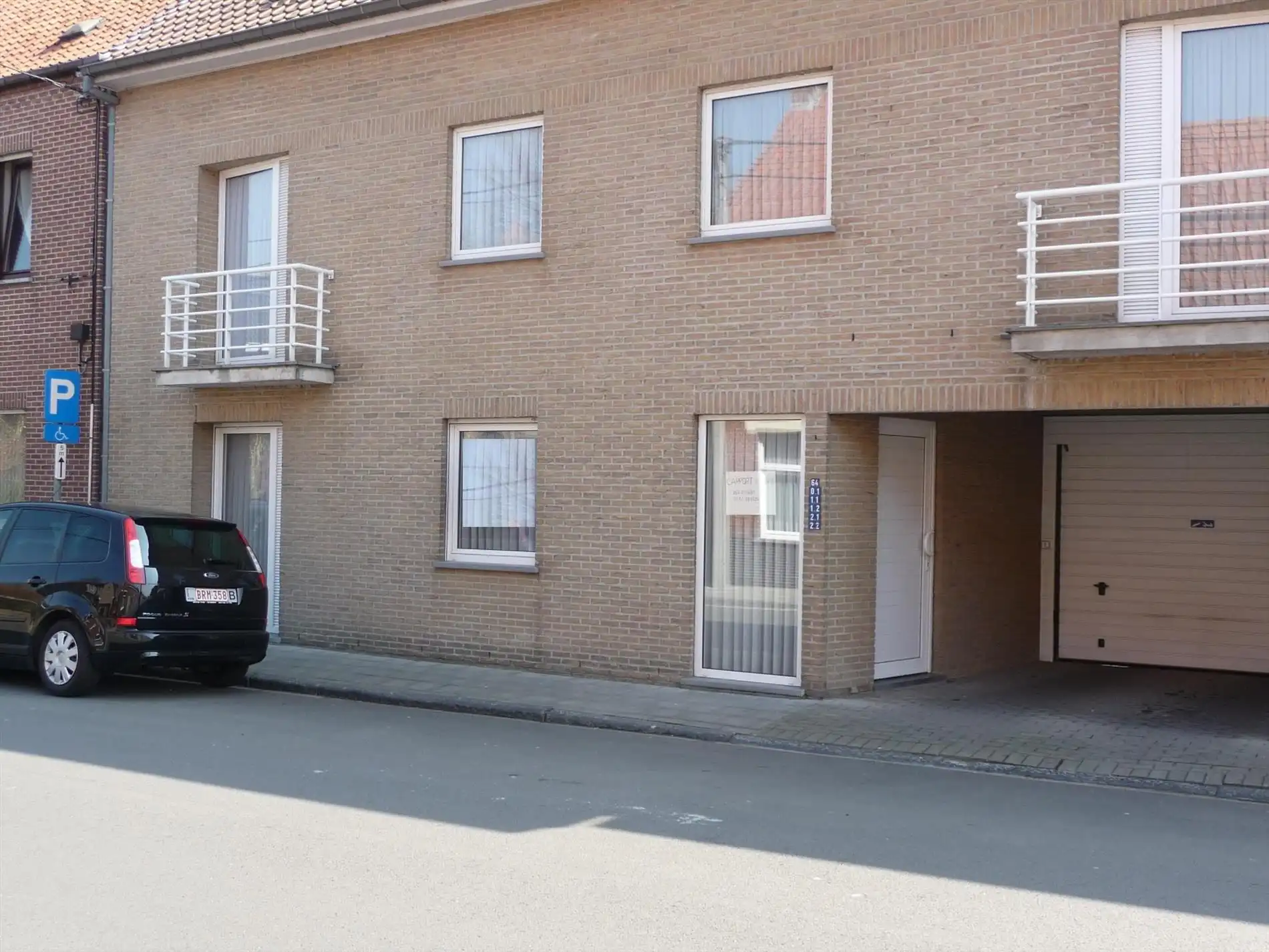 Centraal gelegen appartement met 2 slaapkamers en garage foto 7