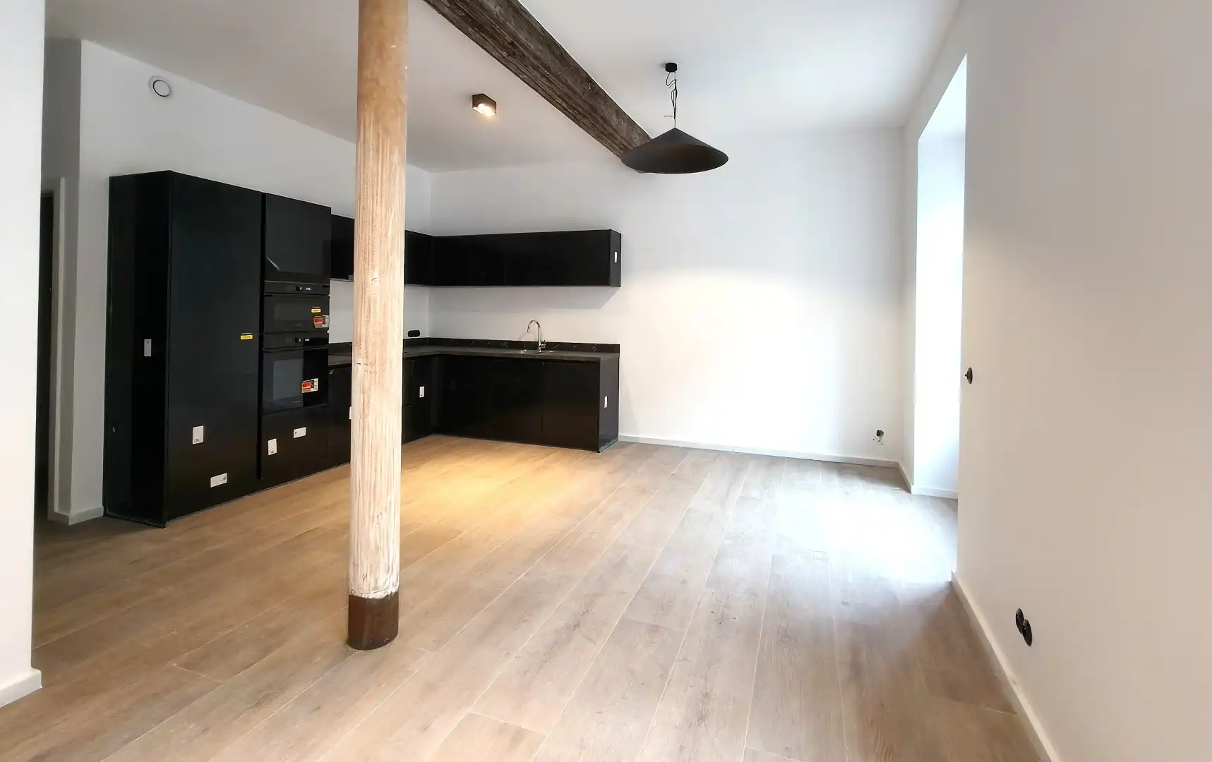 ENERGIEZUINIG APPARTEMENT - GELIJKVLOERS MET TERRAS foto 2