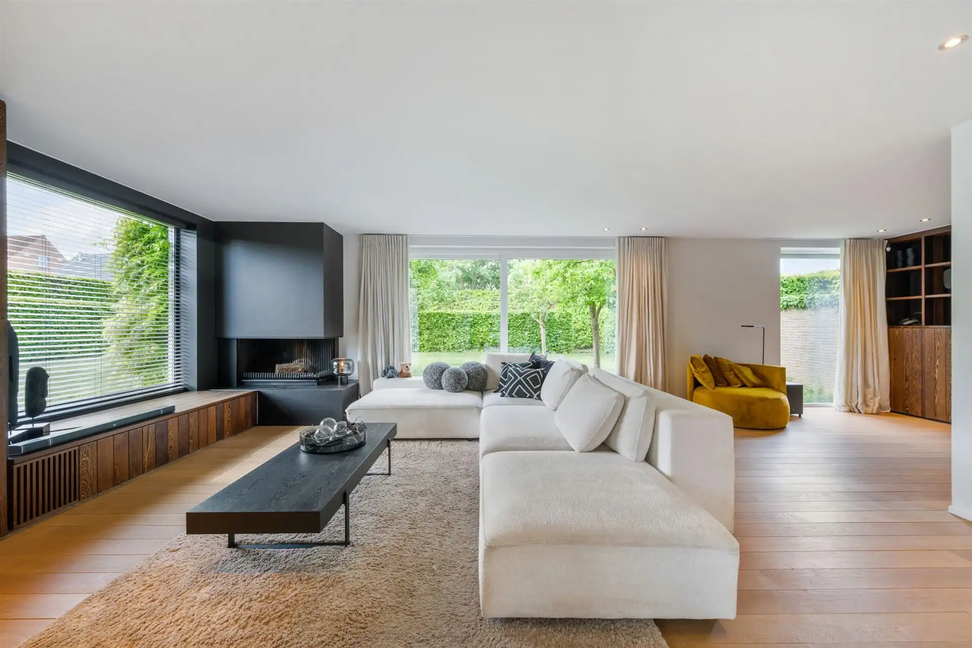 Stijlvolle villa in gegeerde villapark te Waregem. foto 6