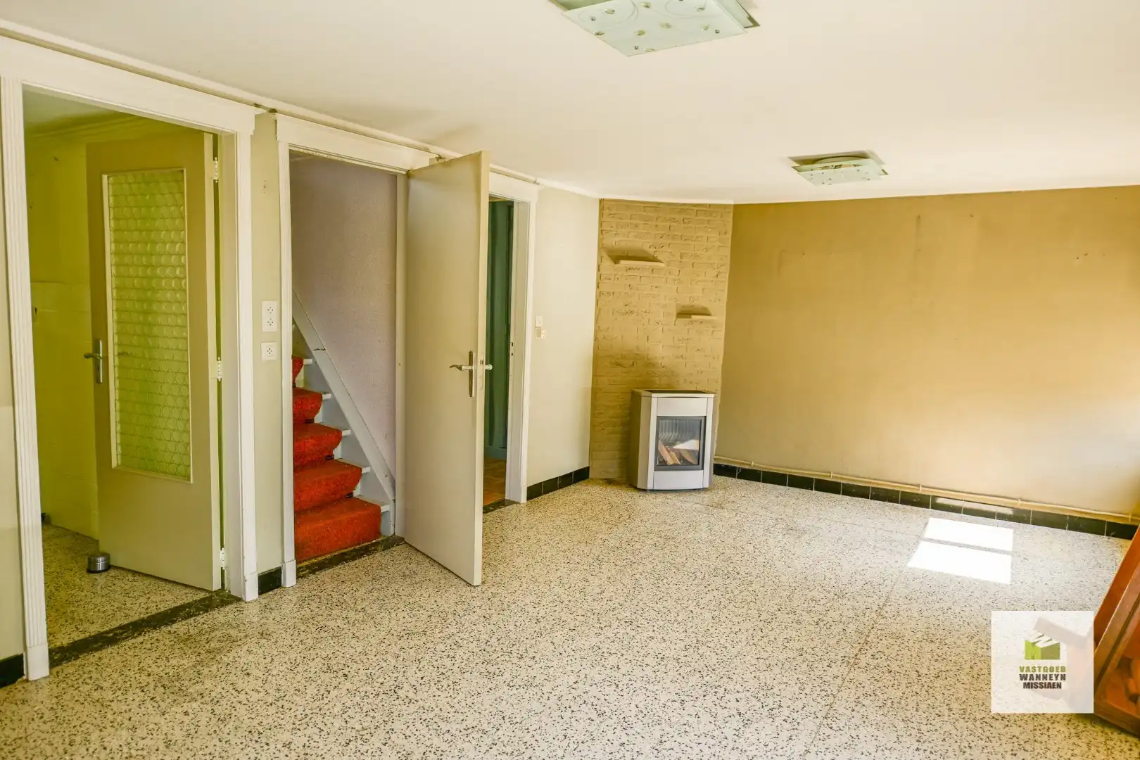 Rustig gelegen grond met af te breken woning foto 4