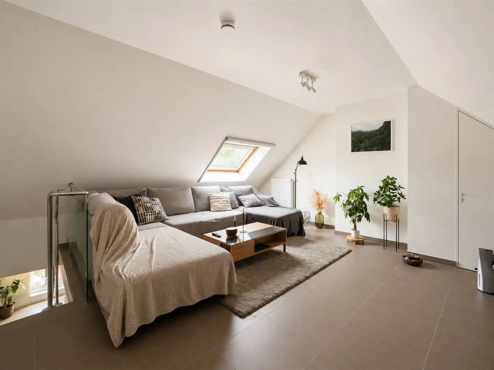 Modern duplex appartement met terras foto 13