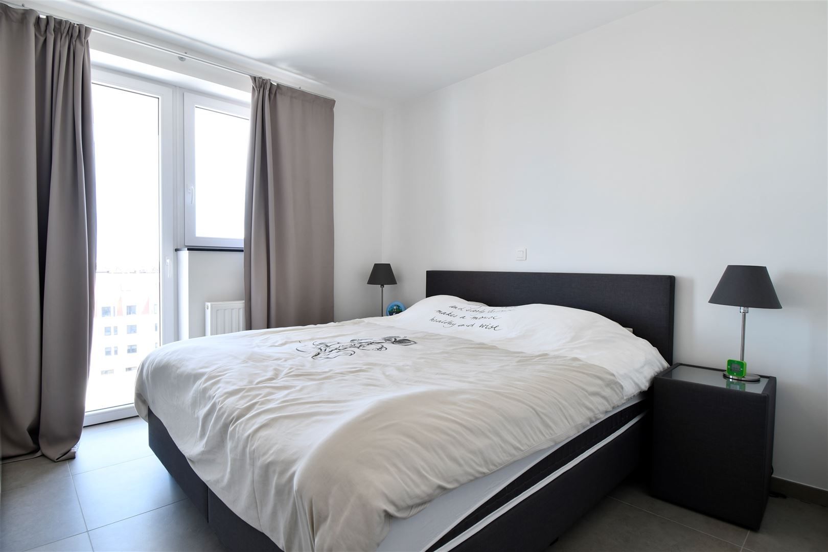 Gemeubeld appartement met 2 slaapkamers foto 6