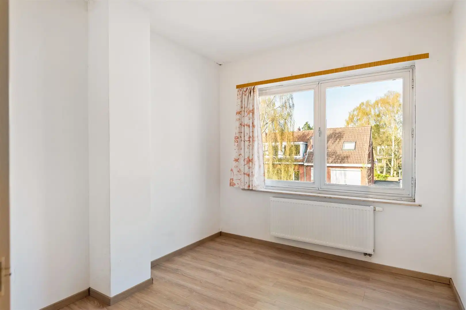 Ruime bel-etagewoning op ca. 350m2 met 3 slaapkamers foto 7