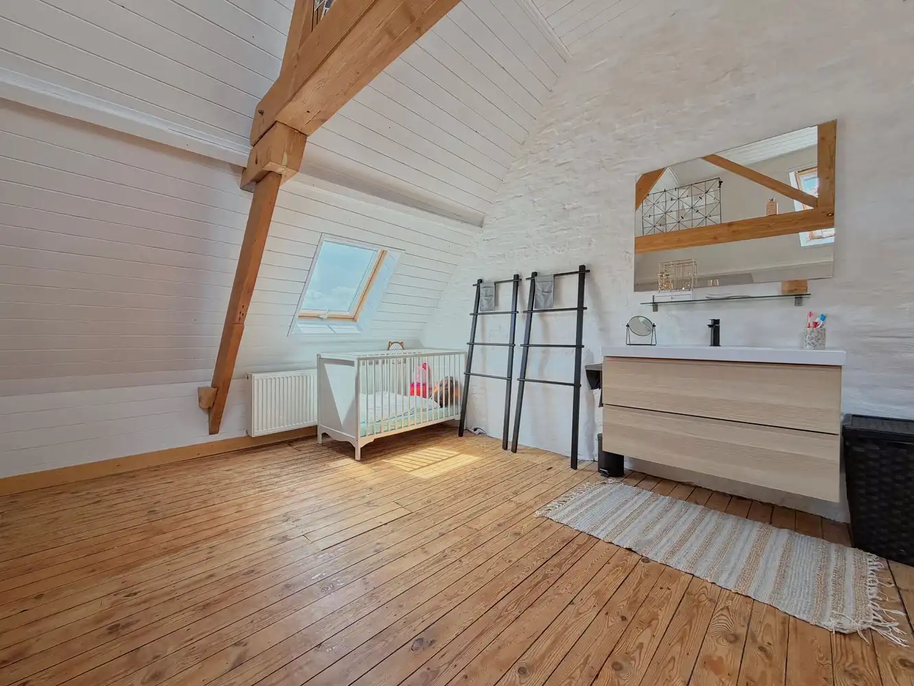 Hippe, lichtrijke woning met garage + terras in Rumbeke foto 8