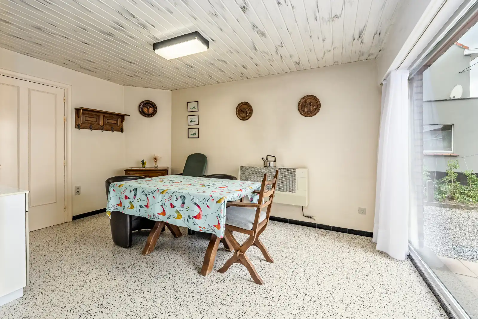 Woning met veel mogelijkheden op rustige locatie foto 7