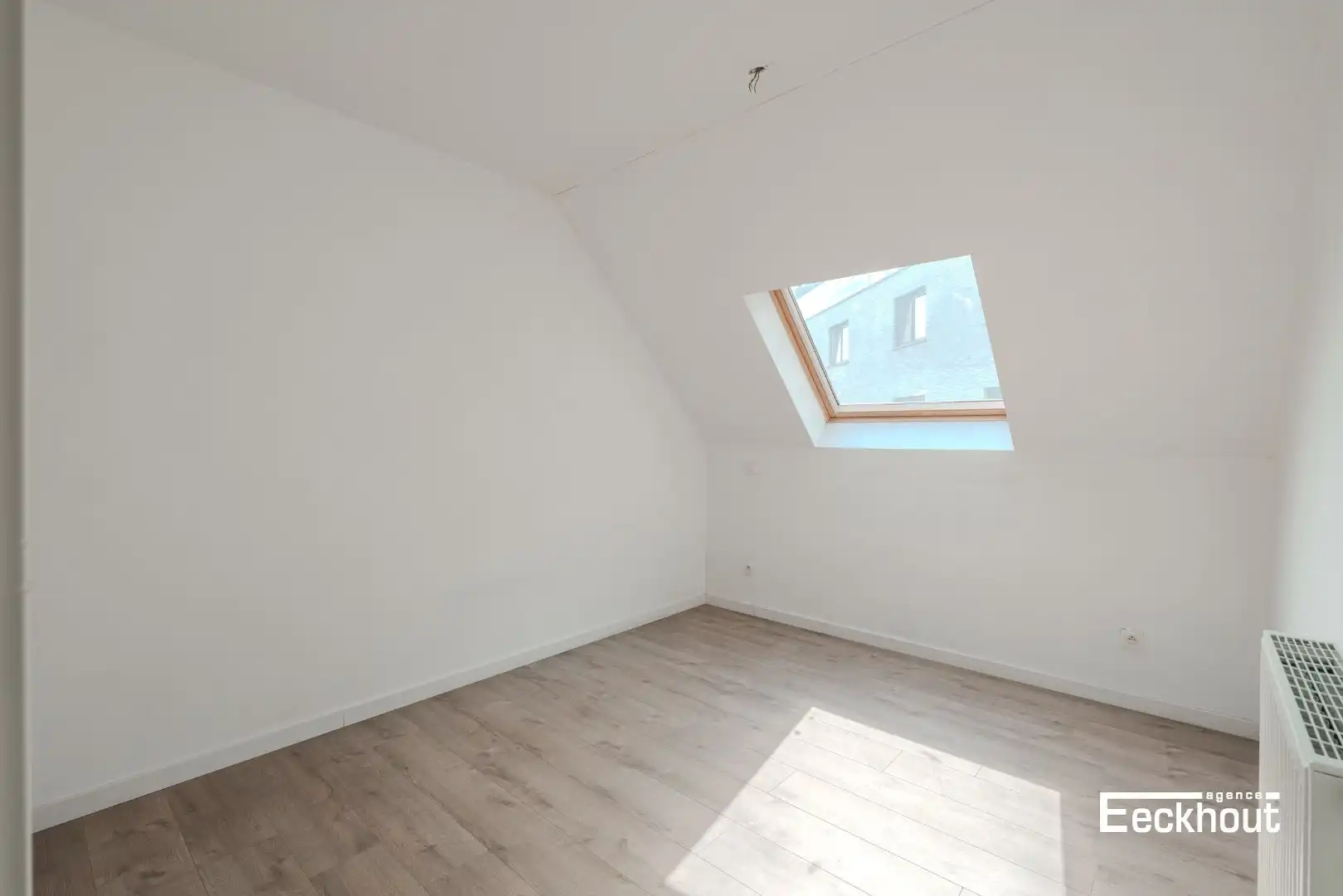 Modern en recent (bouwjaar 2018) triplex-appartement met groot terras! foto 8