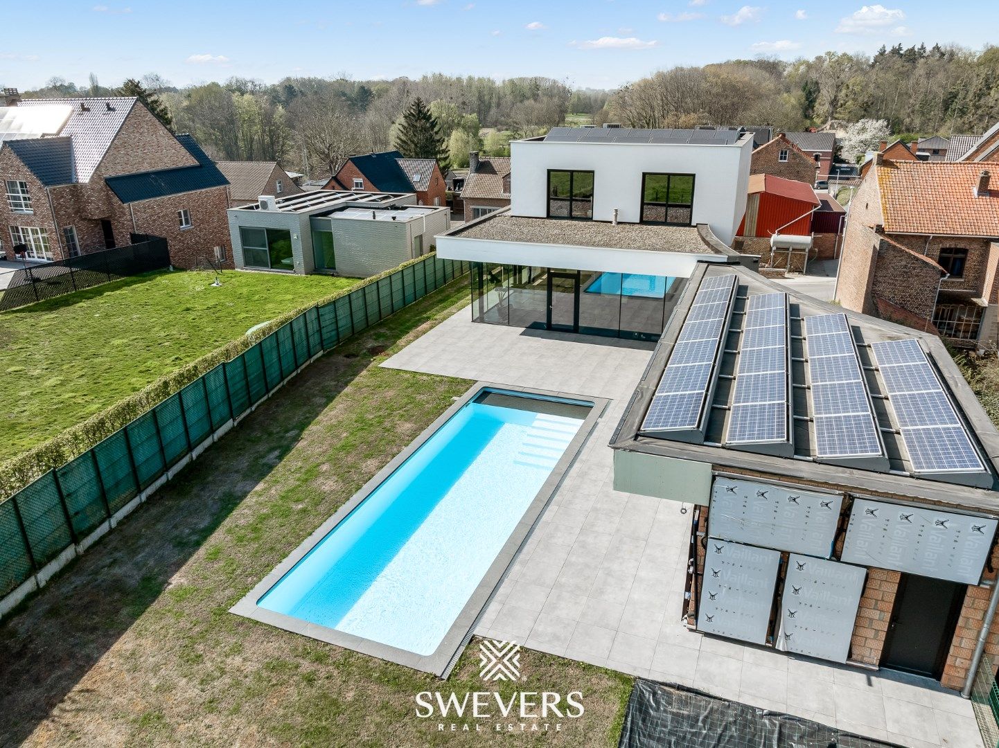 Exclusieve energiezuinige villa met zwembad en poolhouse  foto 38