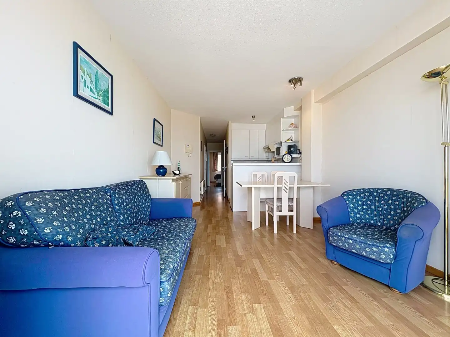 Te koop: instapklaar appartement op de zeedijk in Sint-Idesbald foto 7