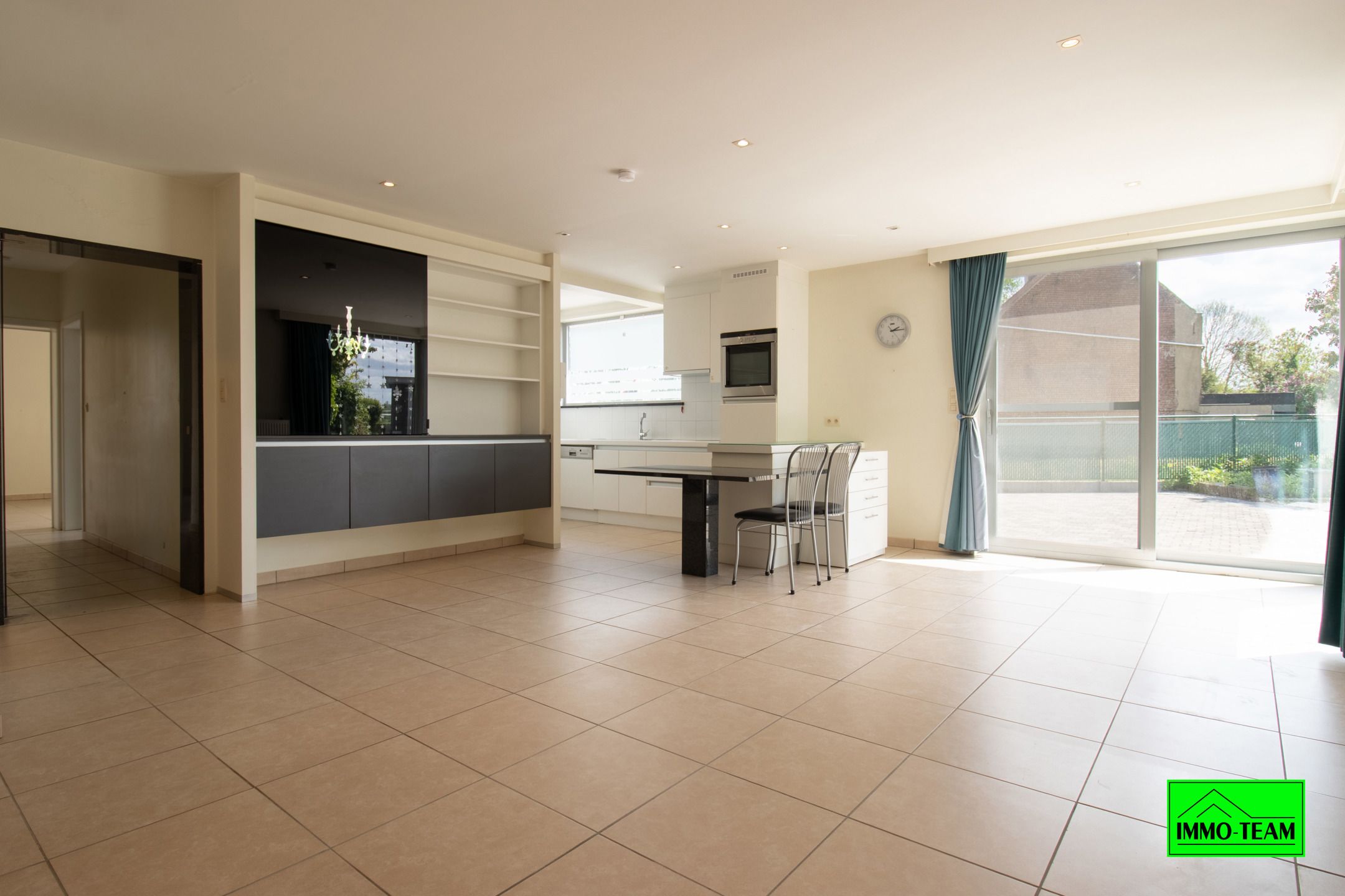 RUIME GEZINSWONING MET 5/6 SLPKS - 2BADK  foto 6