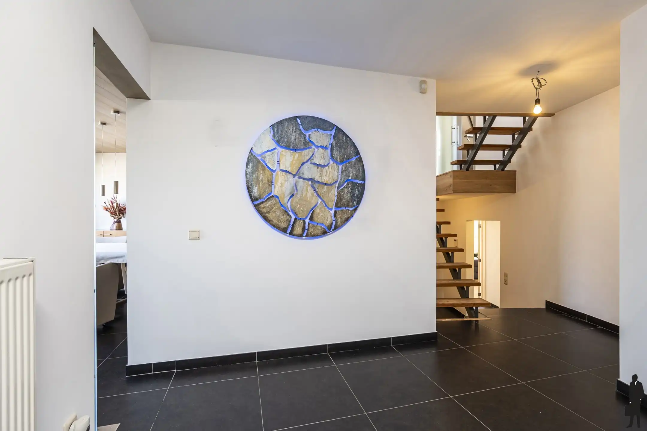 Unieke, ruime architectenvilla met riante kelder en werkbox foto 12