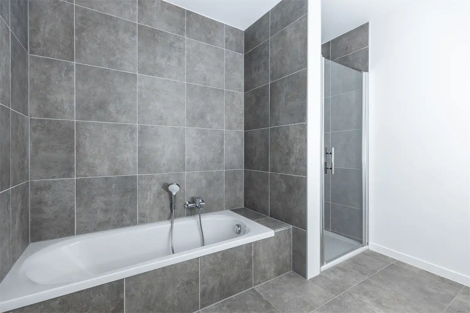 Recent appartement met 2 slpkrs en terras in hartje Putte foto 11