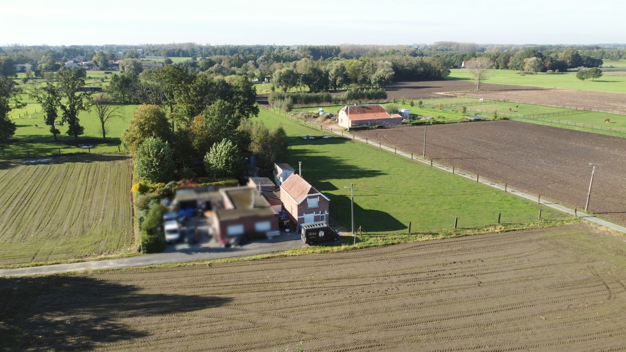 Te renoveren woning op prachtige locatie te Berlaar foto 1