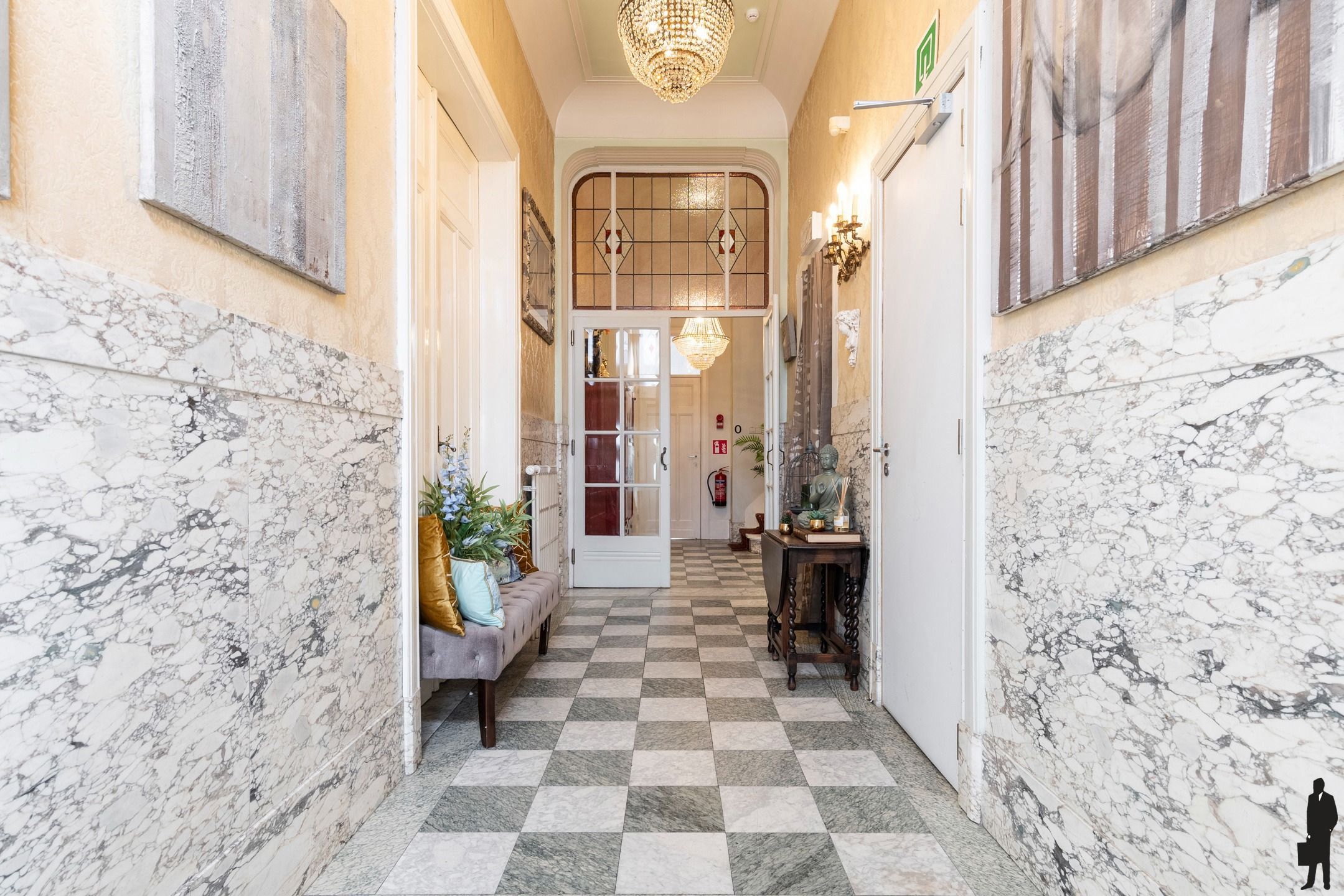 Centraal gelegen éénslaapkamerappartement met terras foto 2