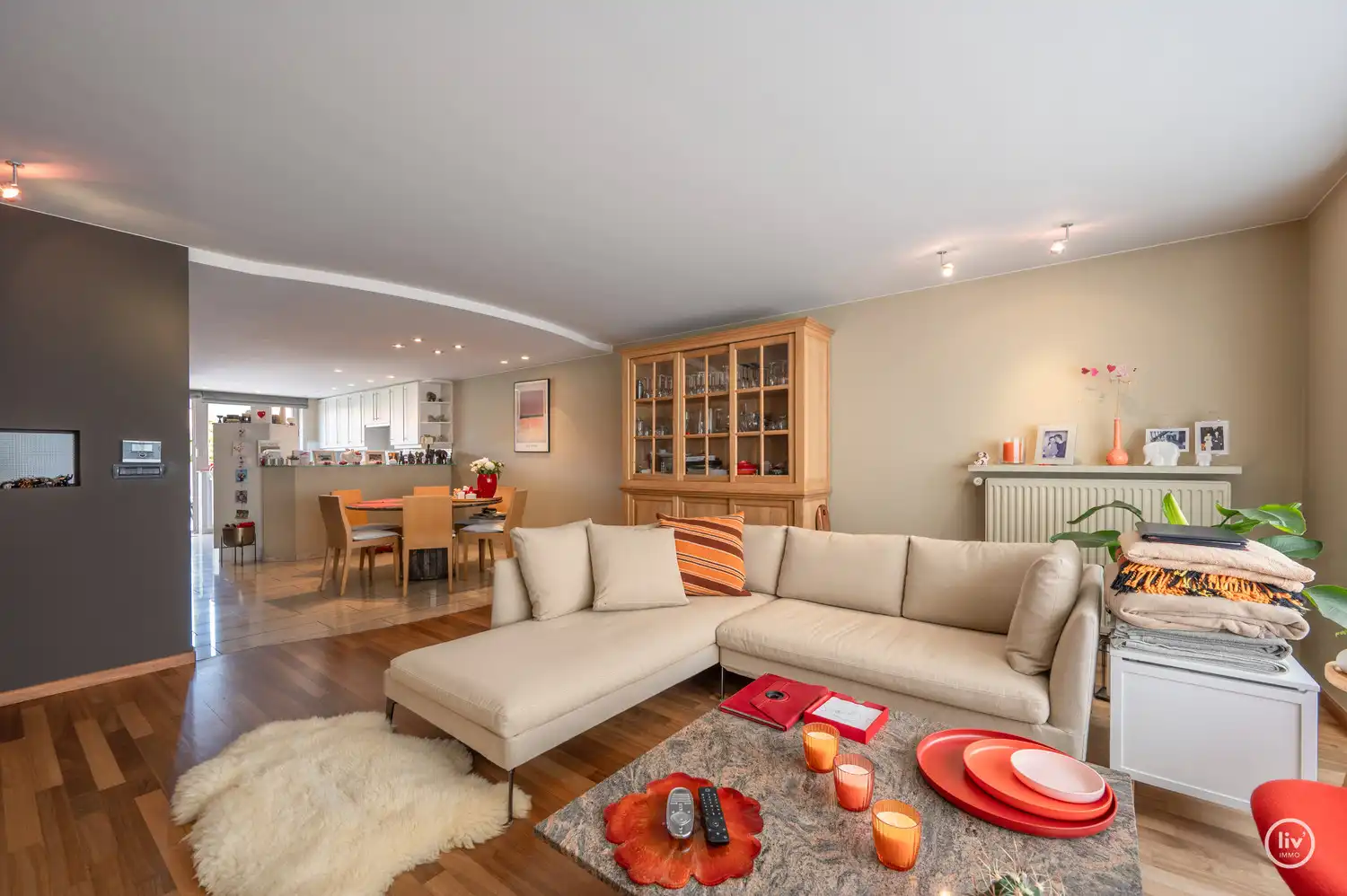 Ruime verzorgde bel-étage woning in het hartje van Oud-Knokke foto 5