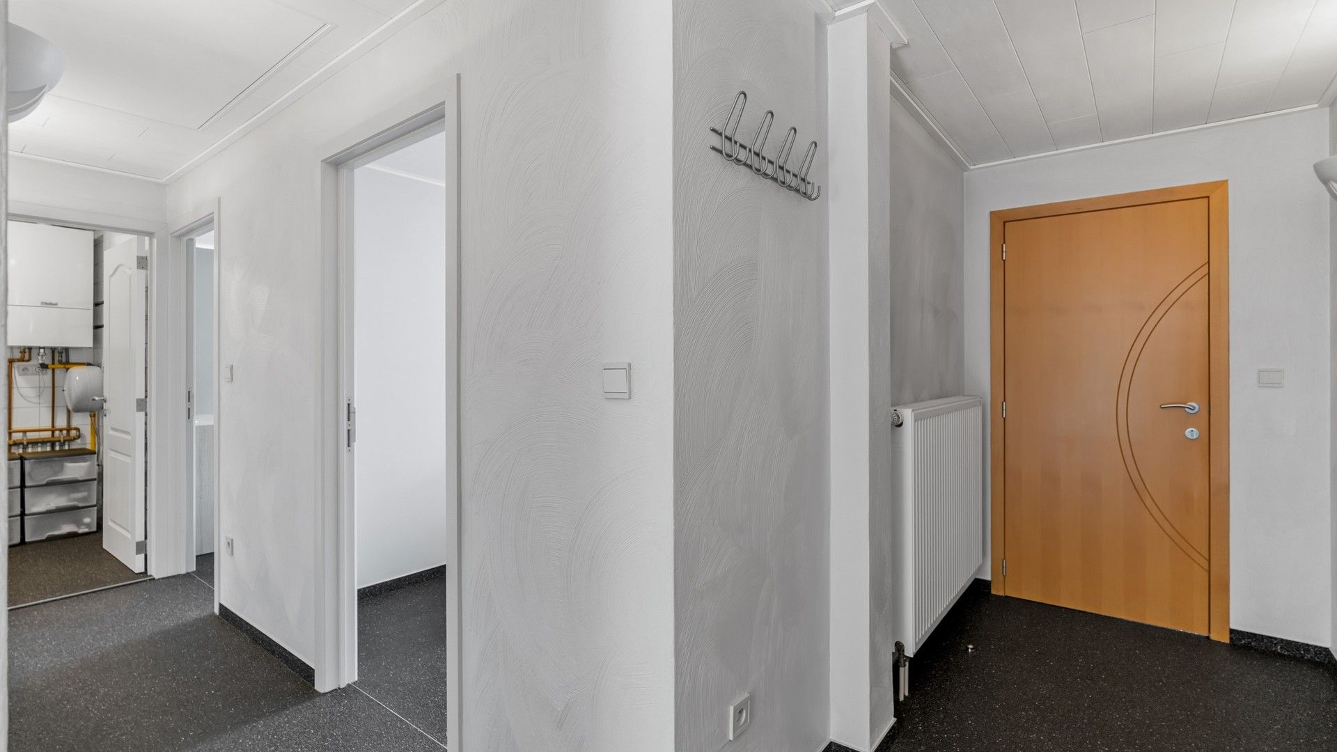 Bemeubeld app. met 2 slpkrs en riant terras van 70 m² foto 9