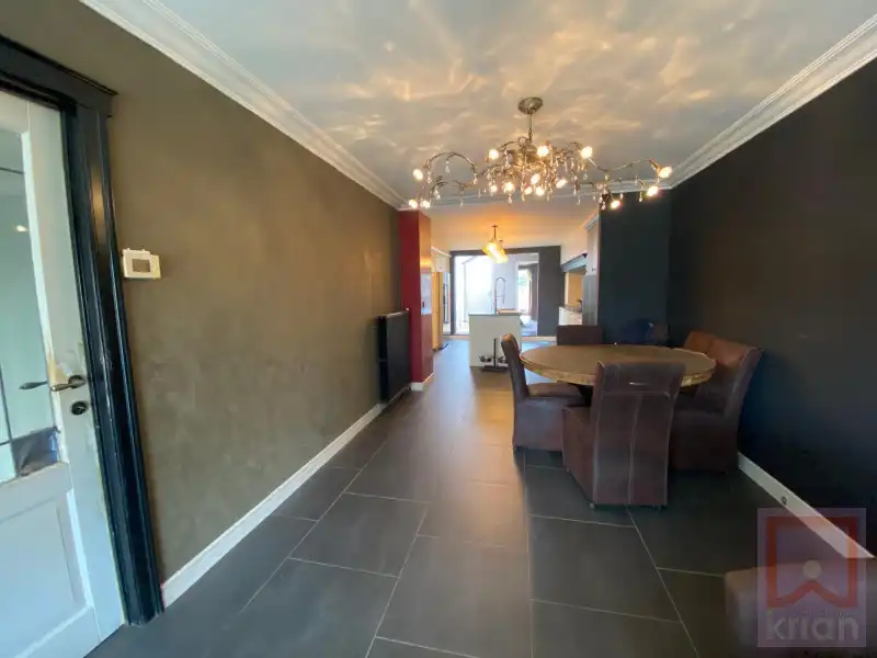 Ruime woning met grote garage (+-93m²) EN magazijn (+-170m²), centrum Geel, ideaal voor zelfstandige of vrij beroeper foto 6