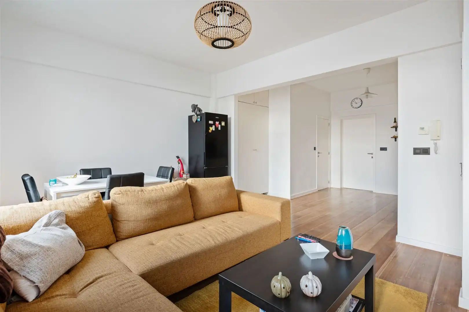 Centraal gelegen appartement ca. 65m2 met één slaapkamer  foto 3
