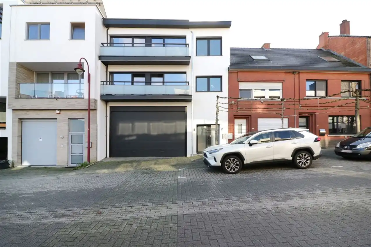 gerenoveerd, energiezuinig, inpandig Zgericht terras en garage foto 31