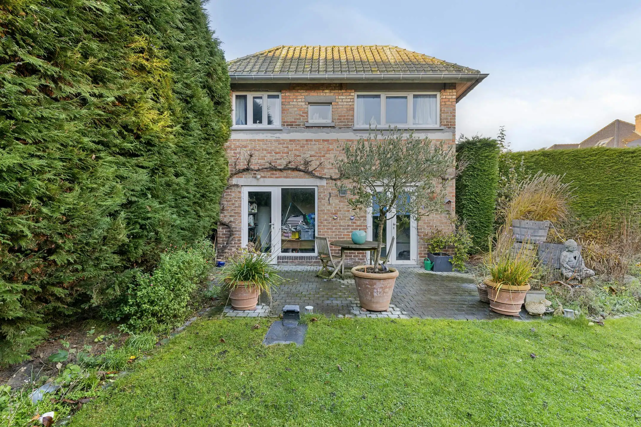 Multifunctionele eigendom te koop op zeer gunstige locatie foto 21