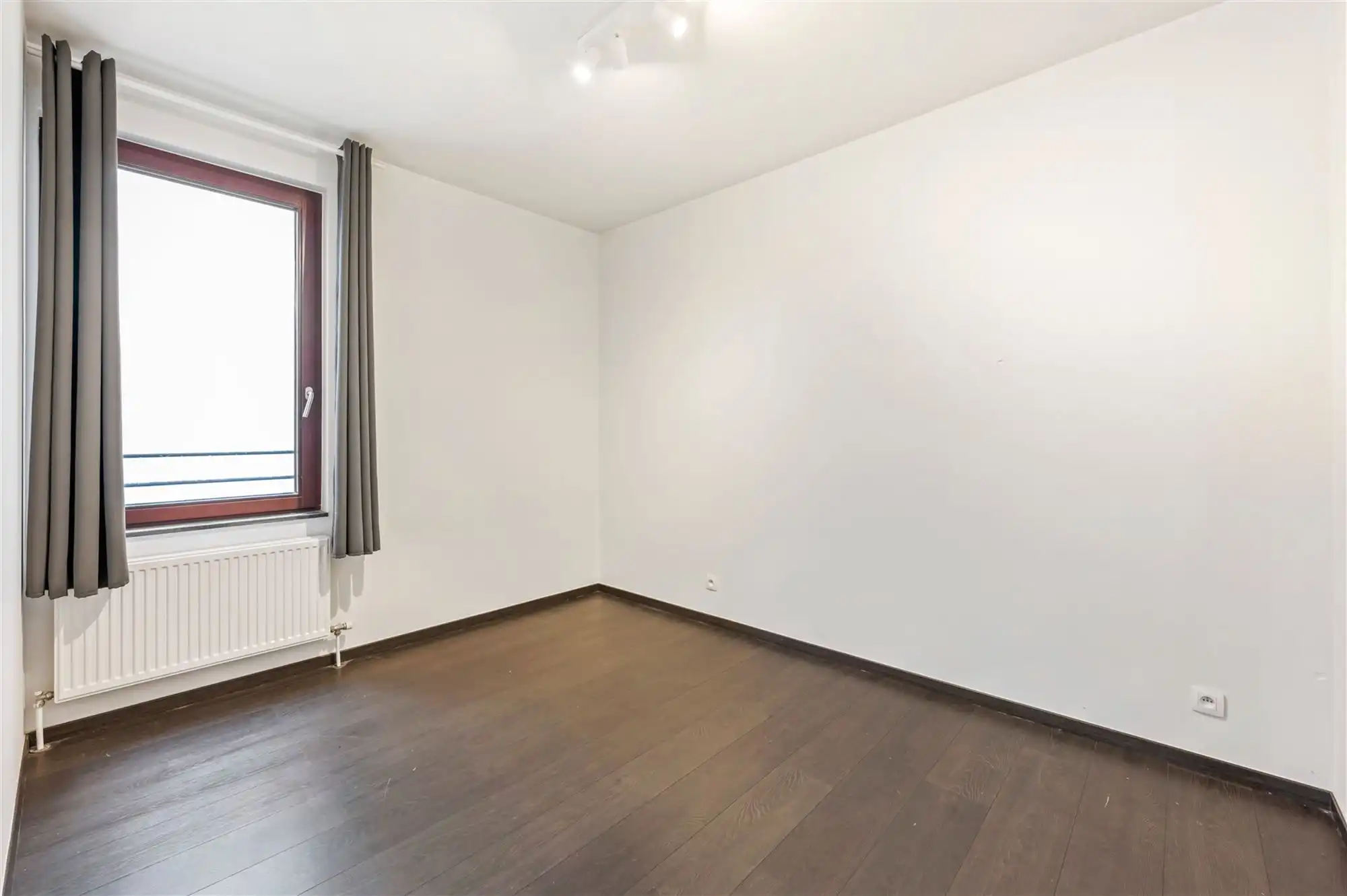 3 slaapkamer appartement met terras! foto 12
