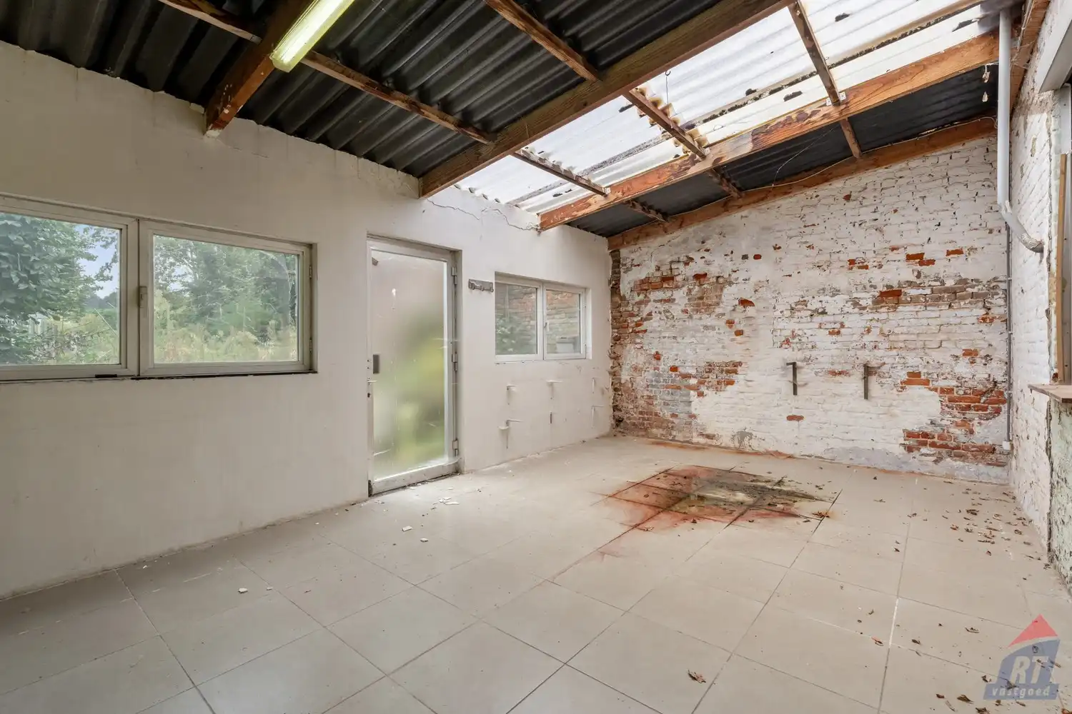 Interessant renovatieproject met veel potentieel, vlak bij het centrum en station van Landen foto 9