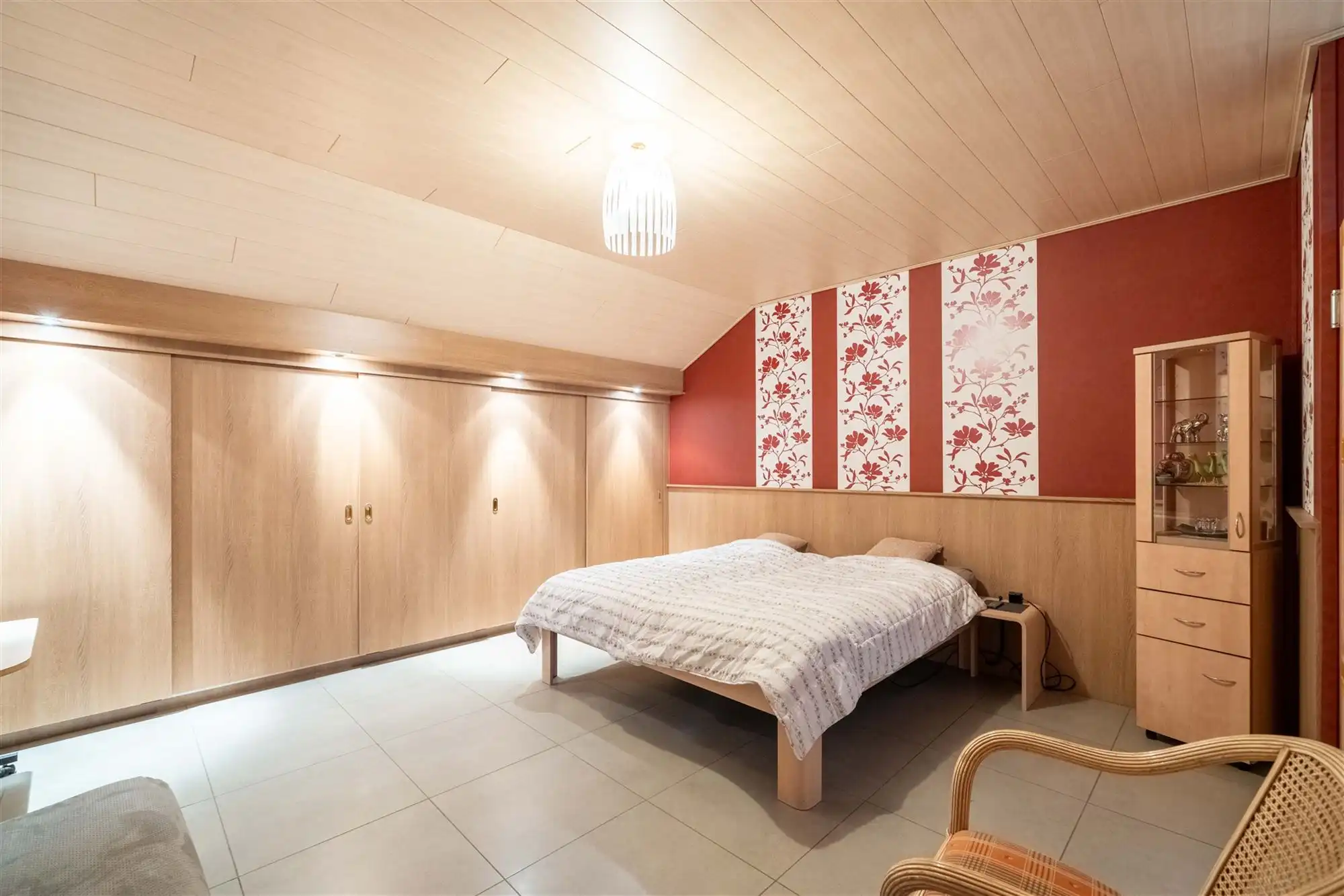Prachtig handelspand met zaal en ruim appartement te koop! foto 33