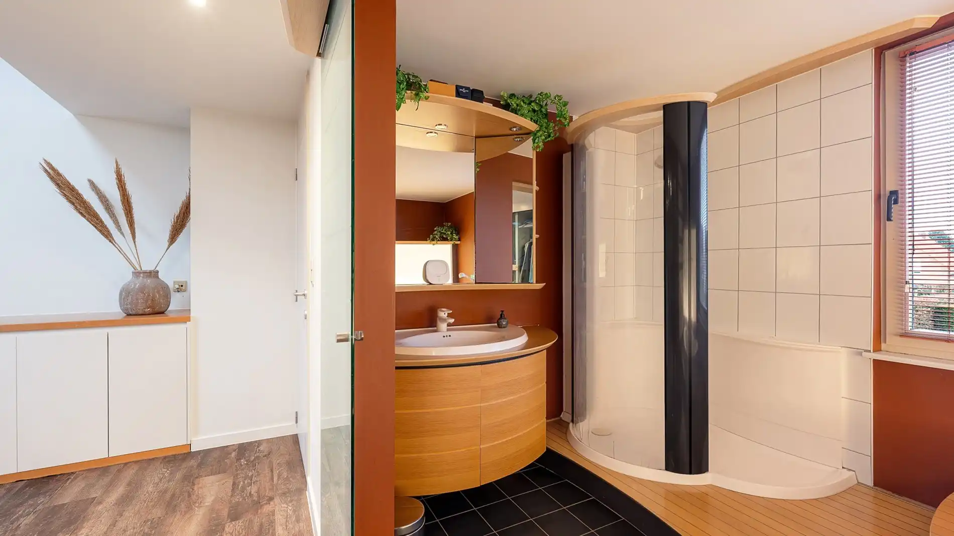 Alleenstaande en rustig gelegen villa op wandelafstand van het centrum foto 20