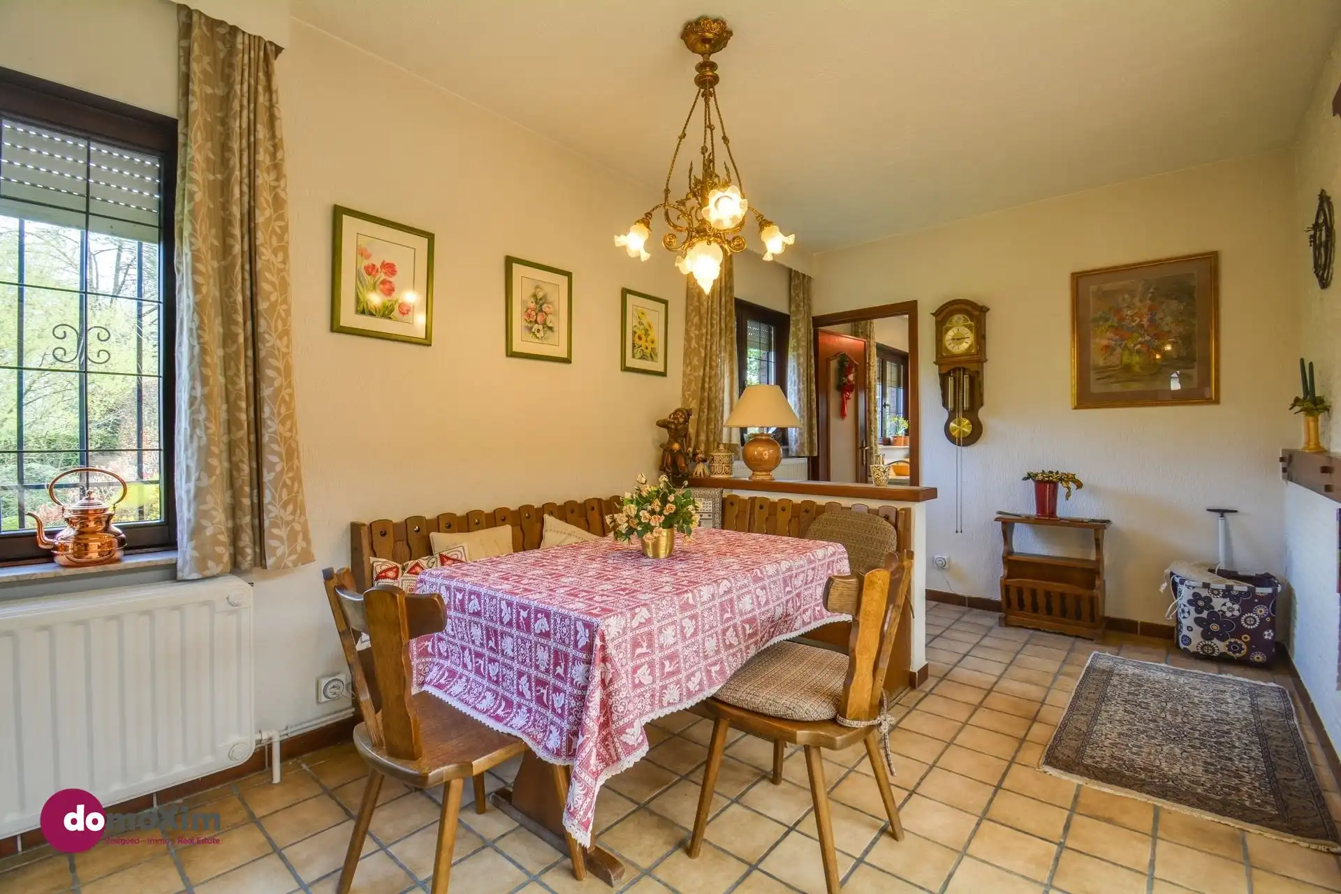 Statige villa met 3 slaapkamers op een ruim perceel in Hever foto 7