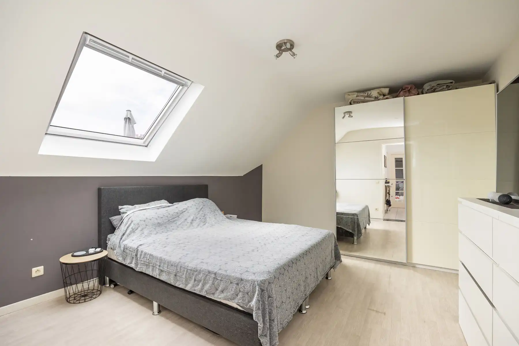 INSTAPKLAAR APPARTEMENT MET RUIM ZUID TERRAS foto 6