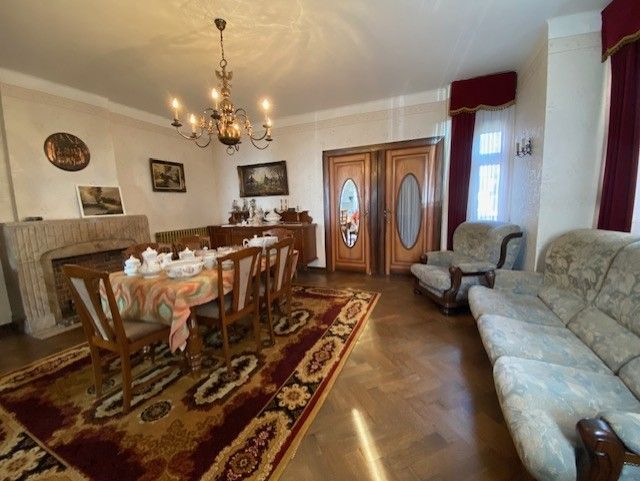 Te renoveren art deco woning met tuin op 900m² foto 9