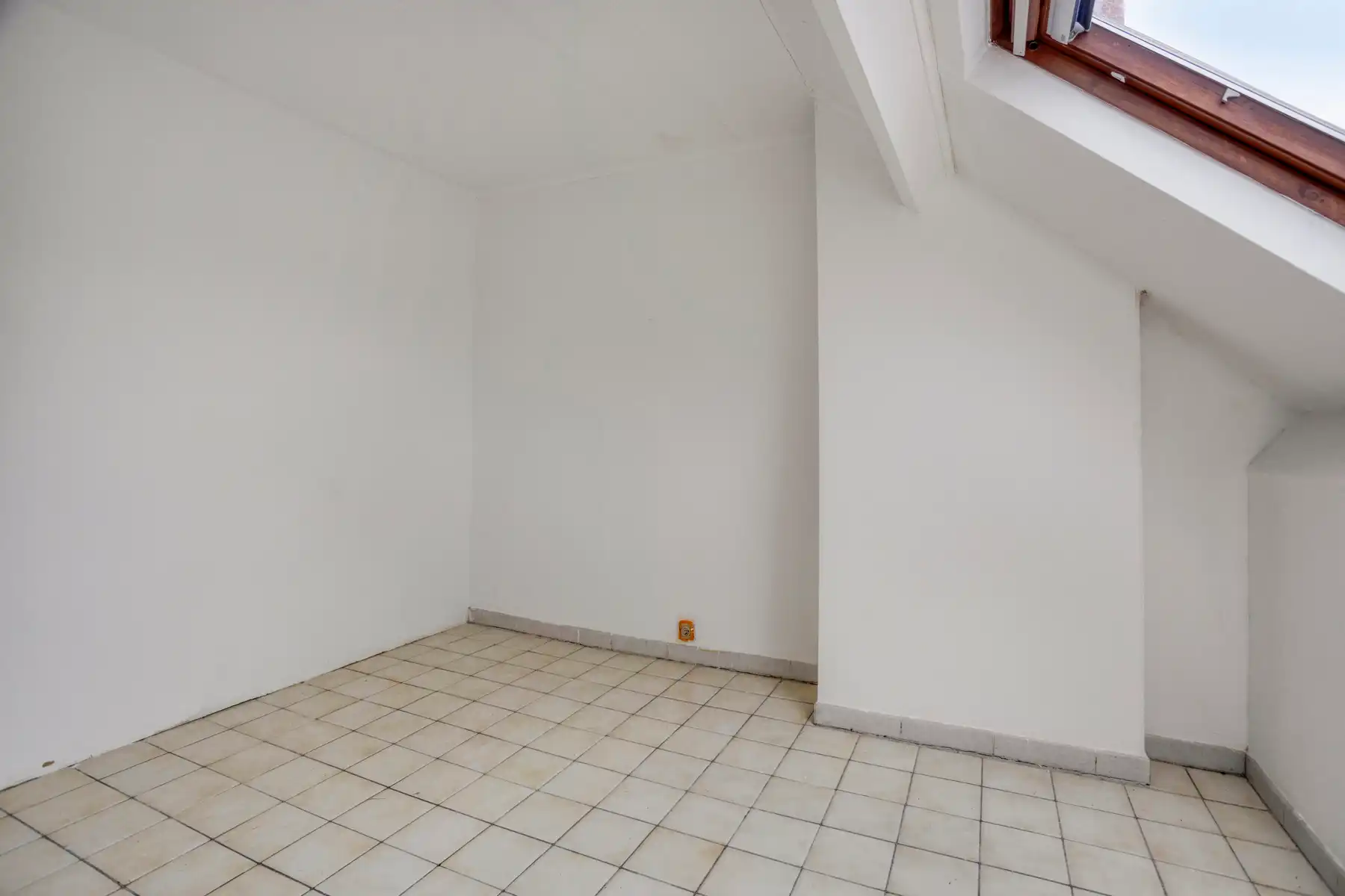 Ruime woning in Meeswijk foto 21