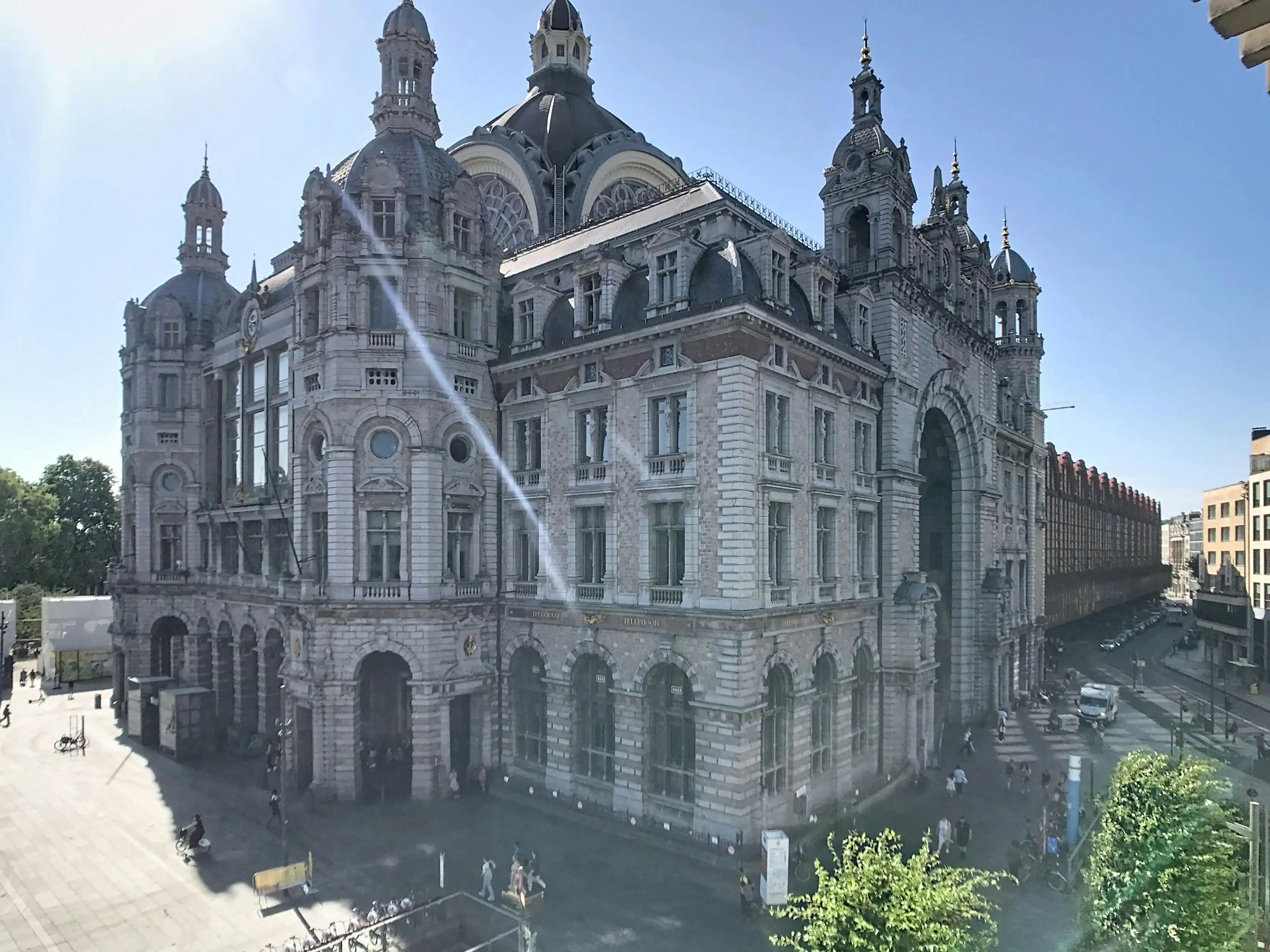 Studio met zicht op centraal station te Antwerpen te koop foto 14