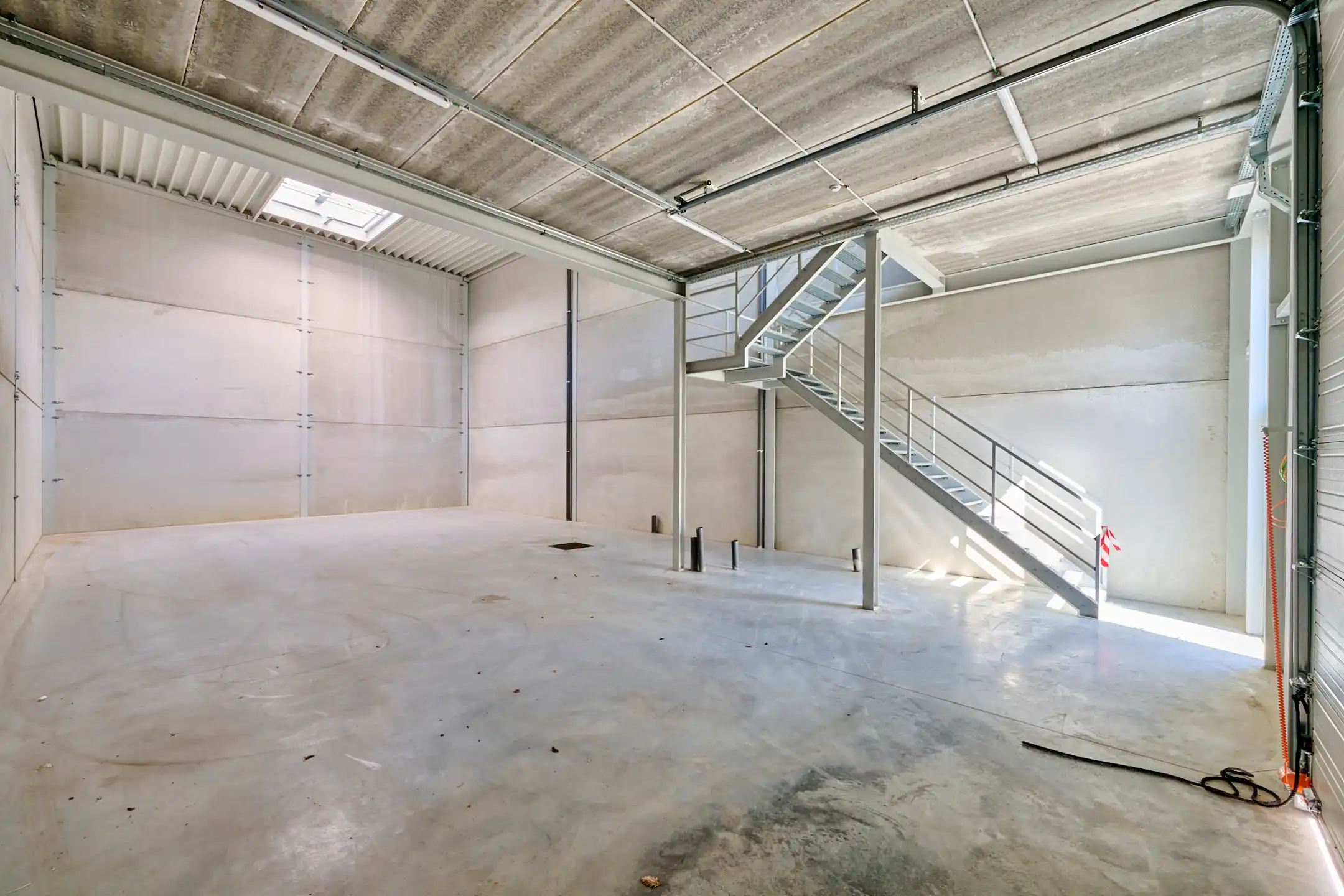 KMO-unit 21 | Bedrijvenpark Kompellaan foto 3