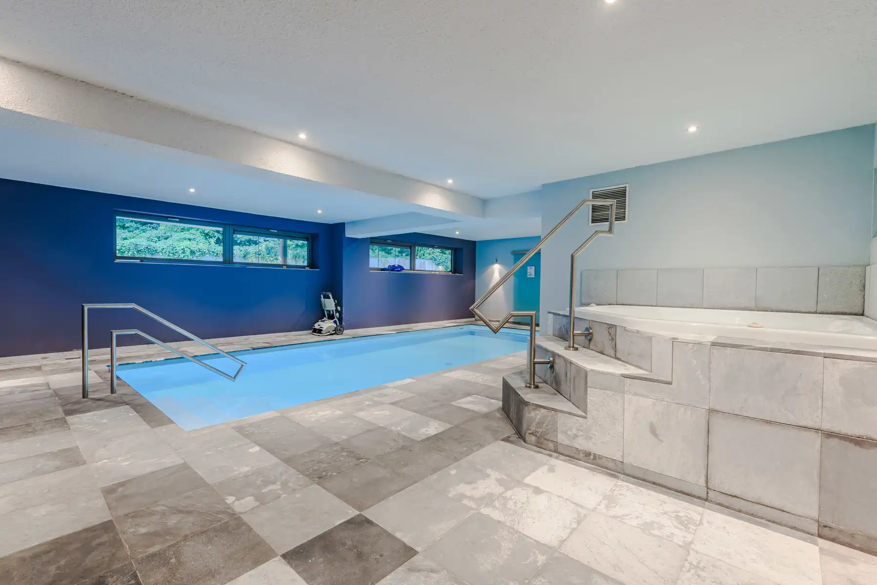 Luxe, ruime penthouse (192m²) met groot terras tegen het bos foto 29