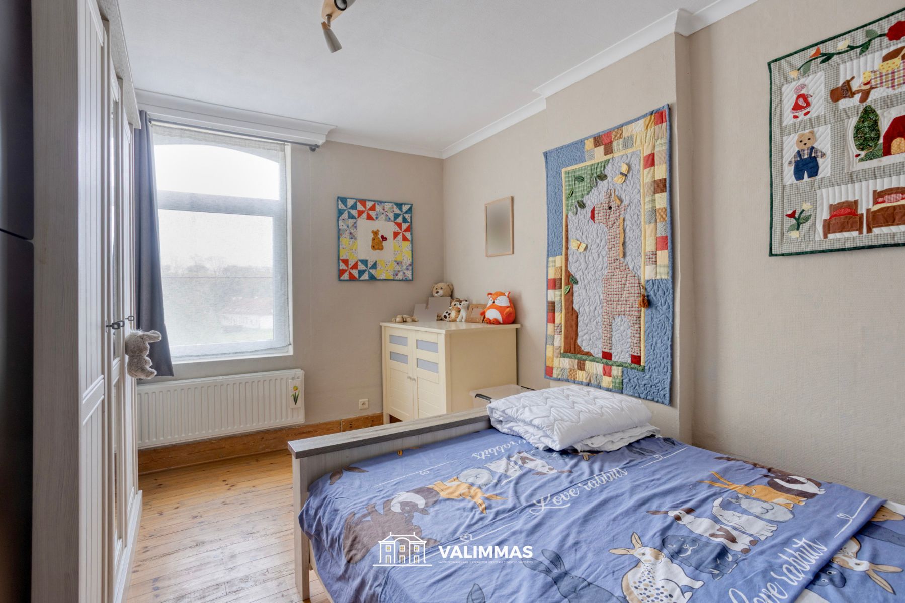 Prachtig gelegen gerenoveerde driegevelwoning met grote tuin foto 13