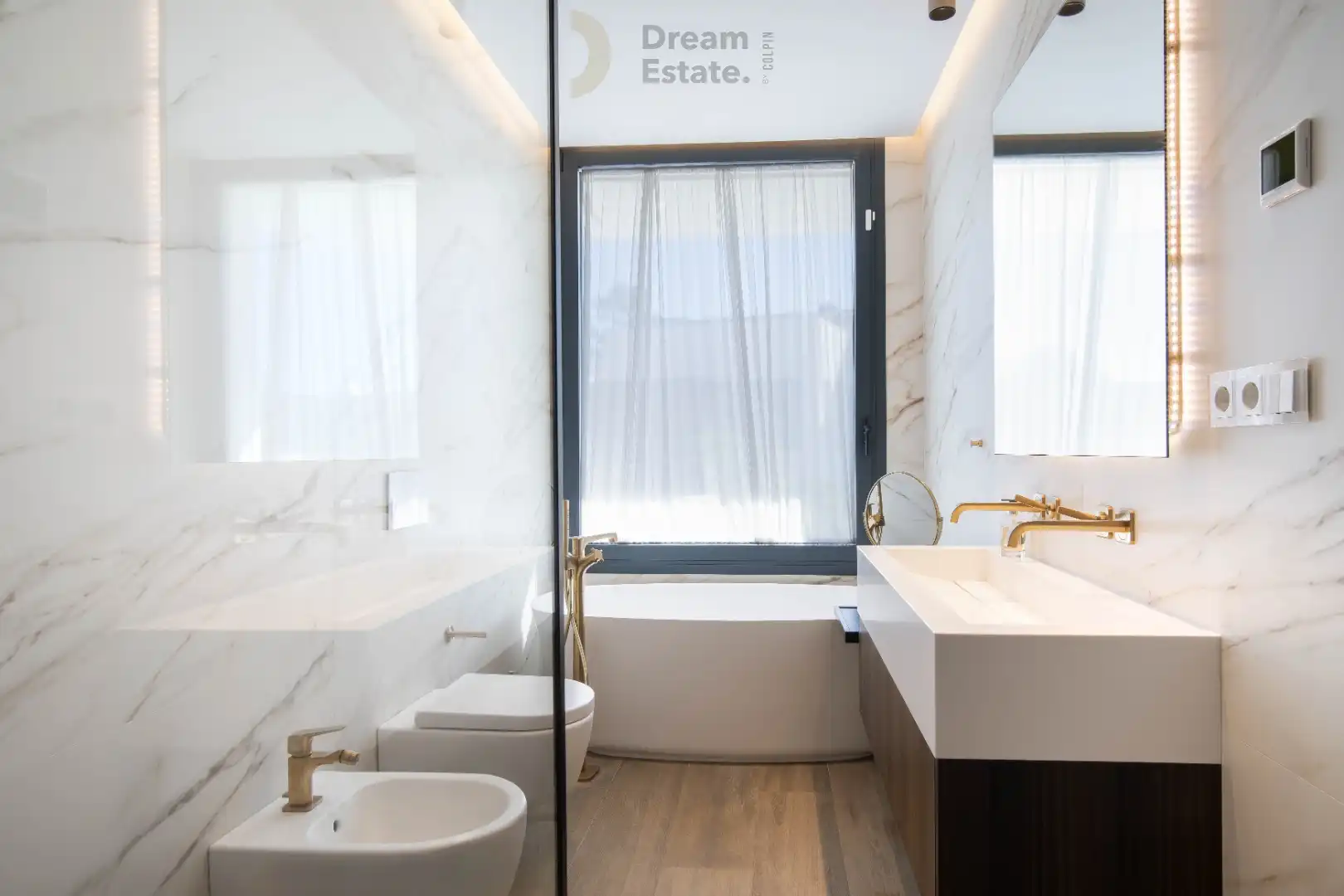 Moderne villa te Nueva Andalucia met open zicht. foto 21