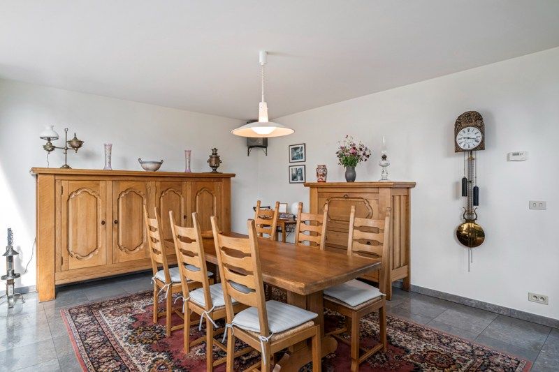 Instapklare architecturale woning met prachtige tuin en uitstekende ligging foto 9