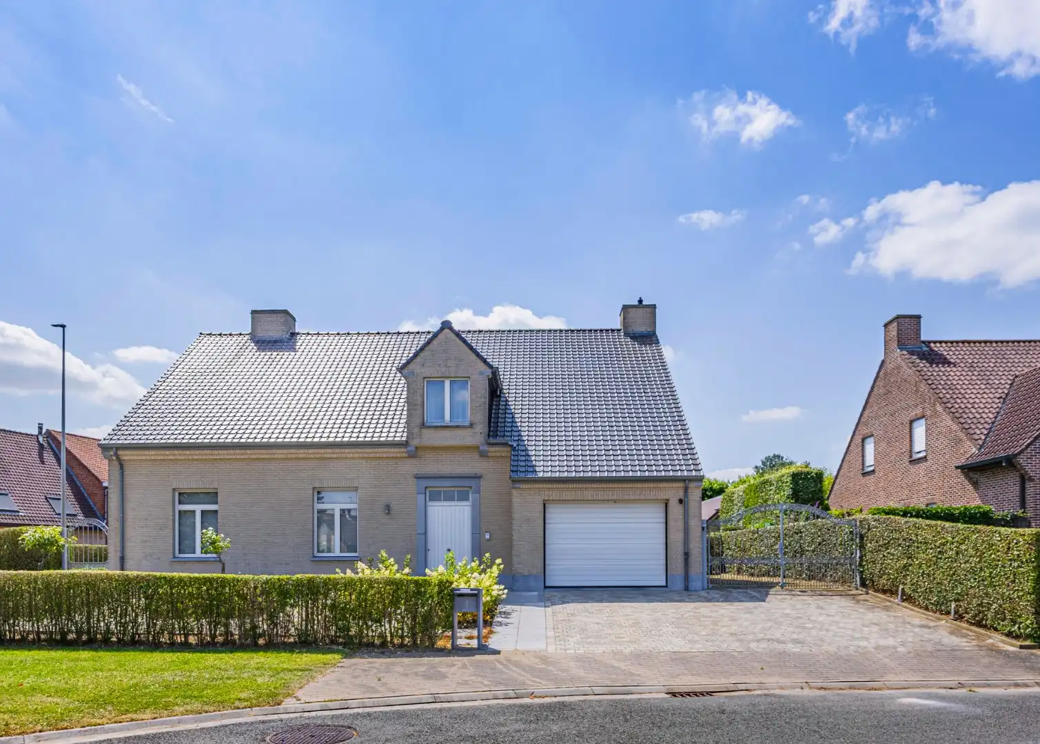 Klassieke villa in rustige buurt. foto 2