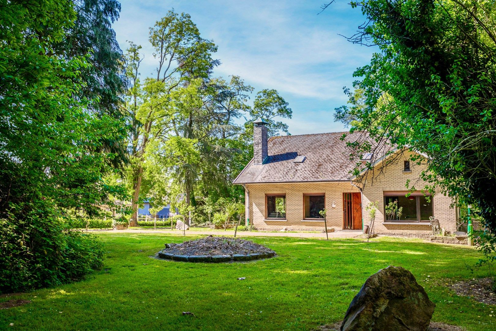 Ruime, charmante villa aan de rand van het Kluisbos foto 4