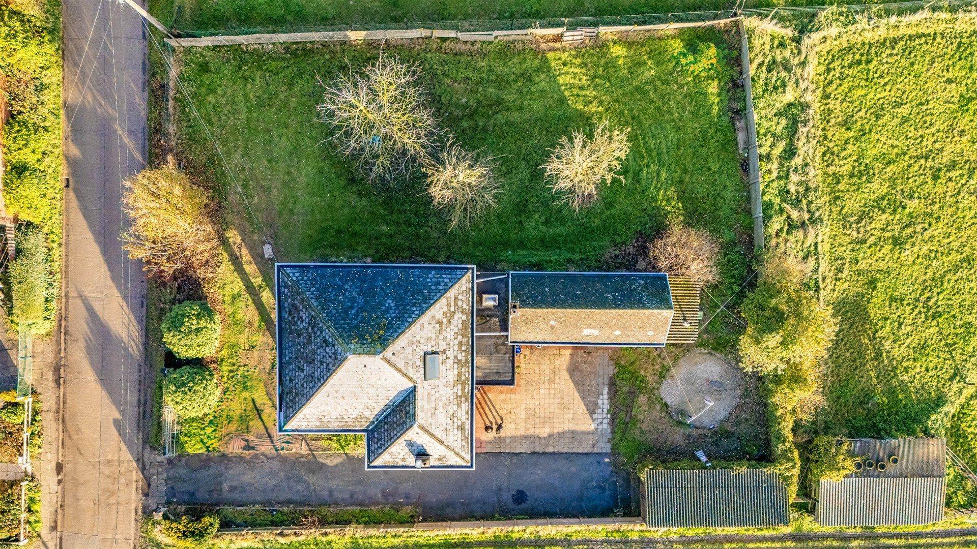 Charmante open bebouwing in een groene en rustige omgeving foto 23