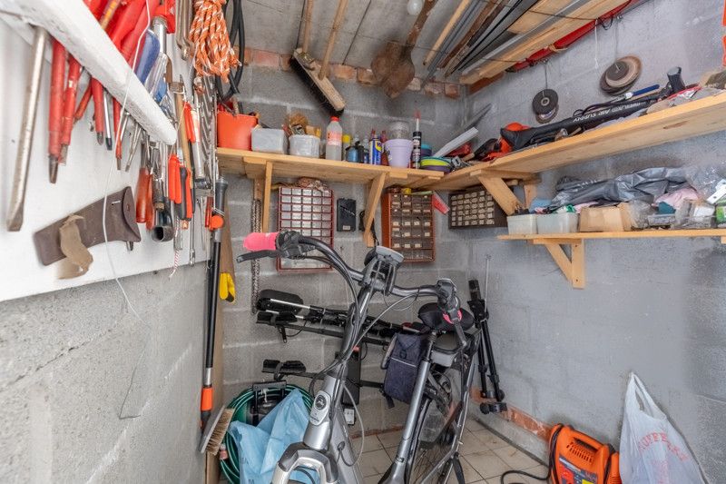 Gelijkvloers appartement met 2 slpkms, autostaanplaats en private berging foto 33