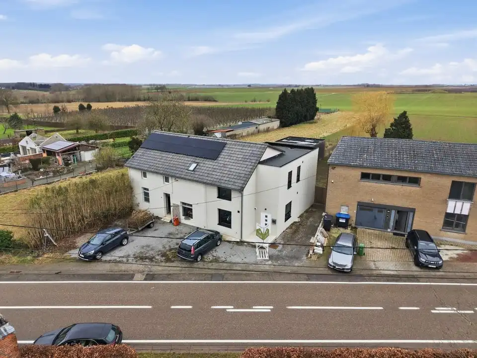 KNUSSE GEZINSWONING MET 3 SLKS IN HET LANDELIJKE KORTIJS foto 32