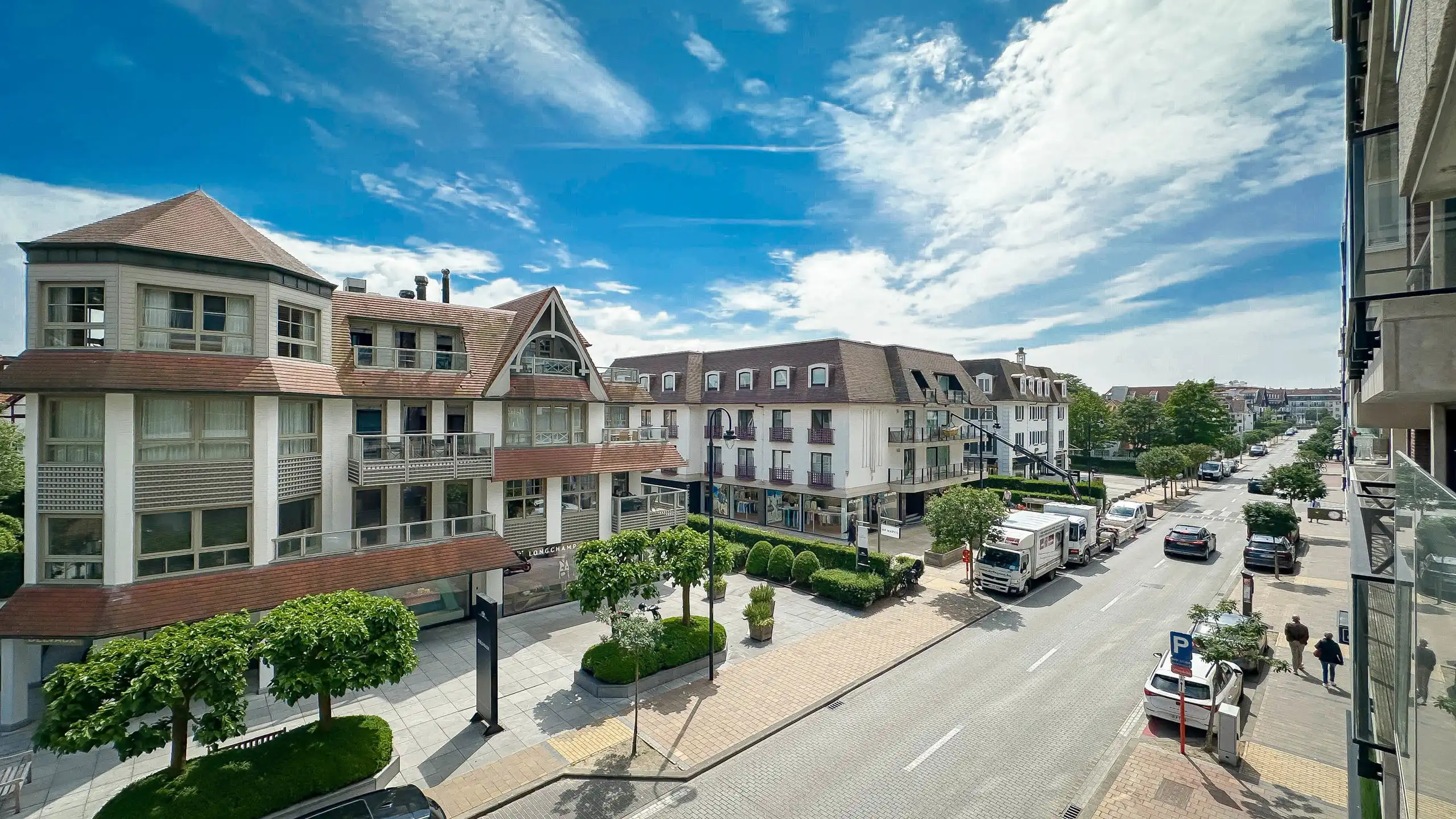 Zonnig appartement met zuidgericht terras op de Kustlaan foto 5