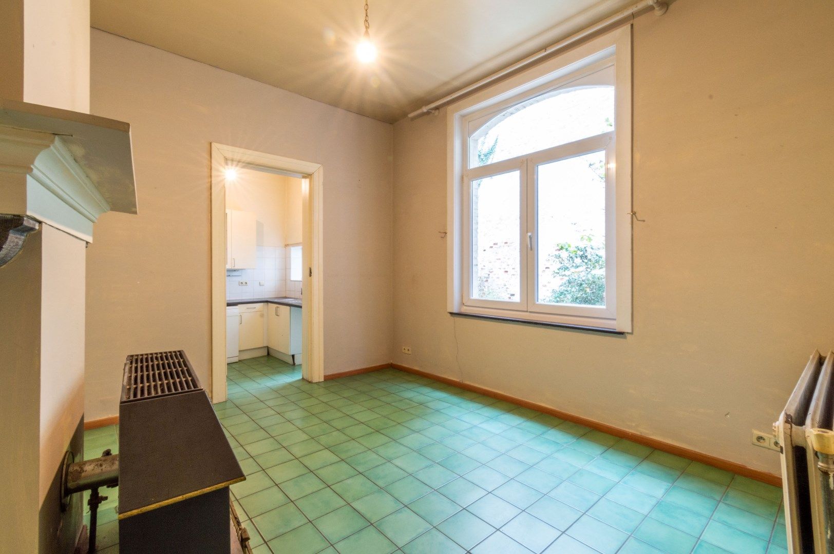 Een mooie te renoveren stadwoning met terras foto 11