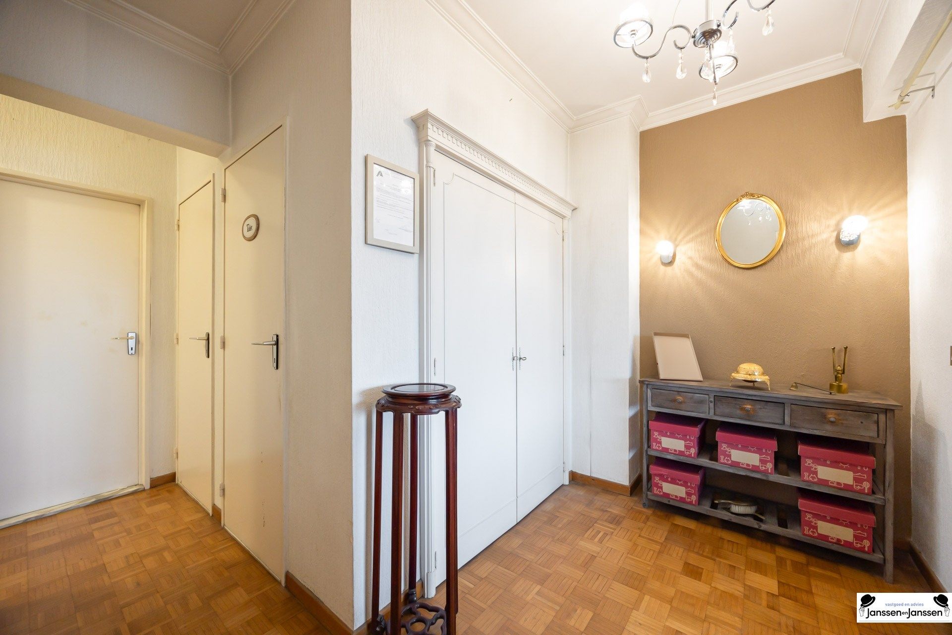 Ruim en lichtrijk appartement van 126 m² met terras in het hart van Borgerhout foto 11