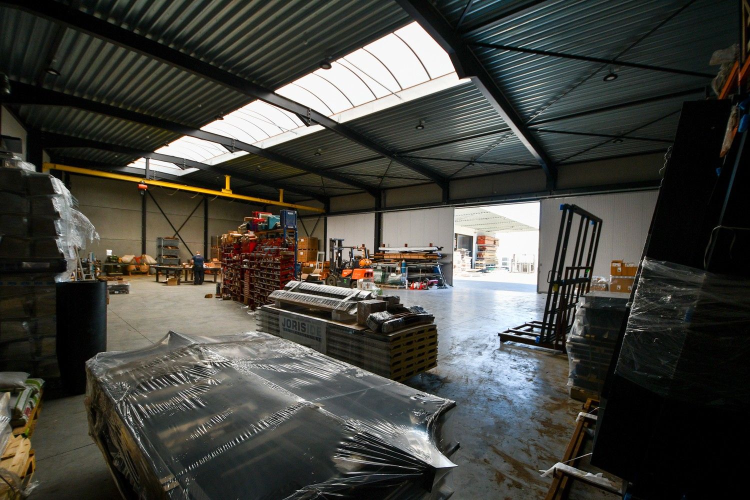 Ruime loods van 570m² in de Grote Nest! foto 4